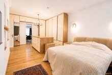 9. Schlafzimmer Ansicht 2 (2) Wundersch�ne, seltene Gelegenheit im Herzen der S�dstadt, 4 Zimmer mit ca. 165 m� und Wintergarten