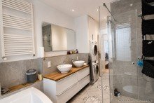 16. Badezimmer Ansicht 2 Wundersch�ne, seltene Gelegenheit im Herzen der S�dstadt, 4 Zimmer mit ca. 165 m� und Wintergarten