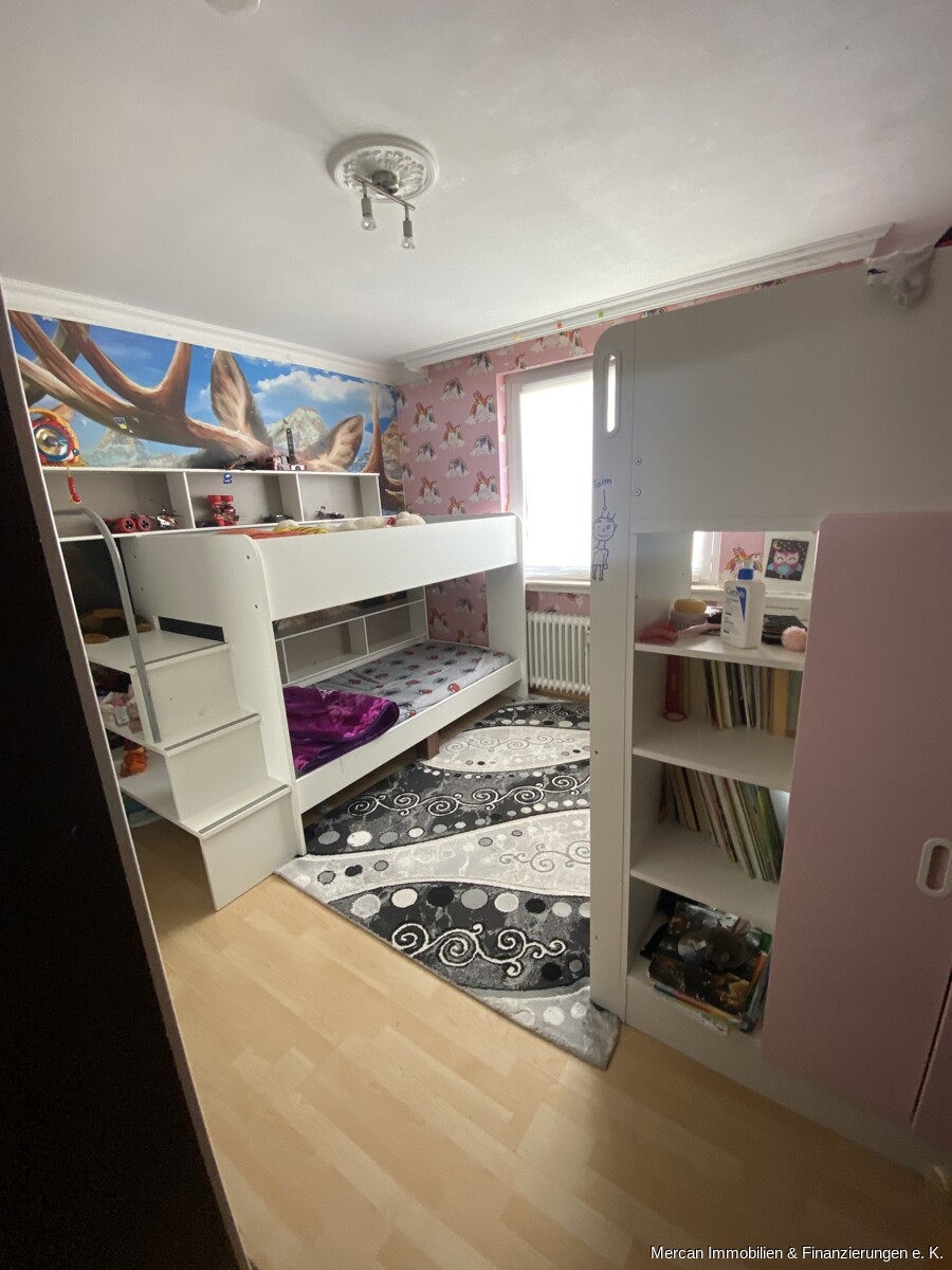7. Schlafzimmer 2 Etagenwohnung Seelze