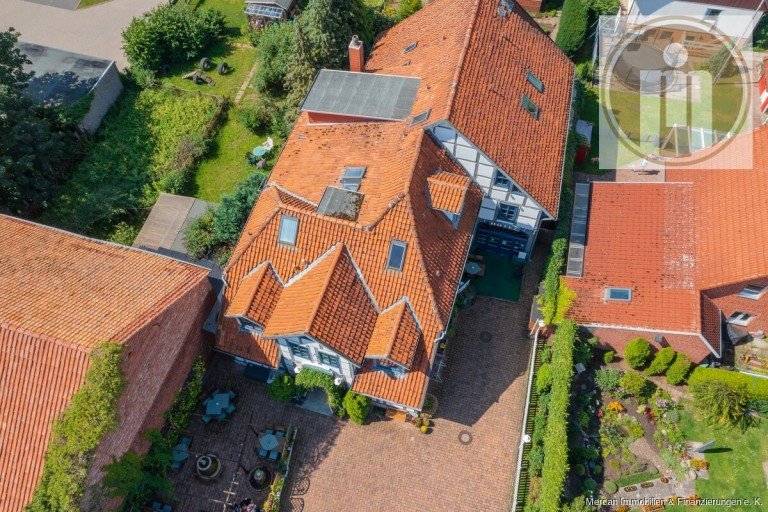 Dronenansicht 1 Hemmingen Hotels Hotel mit 21 Zimmern + Restaurant 250 m� mit Aussenfl�che