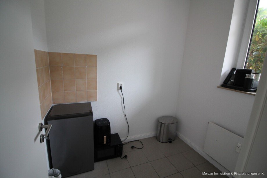 13. K�che B�rofl�che Hannover / D�hren