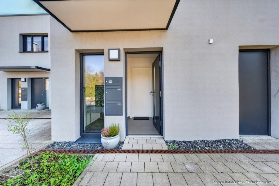 2. Hauseingang Maisonettewohnung Wennigsen