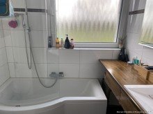 8.Badezimmer 1 Wundersch�ne 6-Zimmer-Maisonette-Wohnung in Hannover-Bemerode