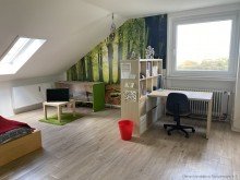 11.Kinderzimmer im DG Wundersch�ne 6-Zimmer-Maisonette-Wohnung in Hannover-Bemerode