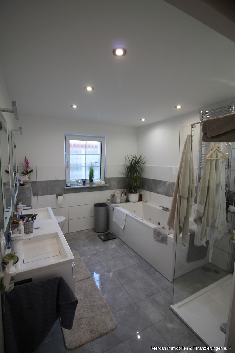 1.14 Badezimmer Haus Barsinghausen / Eckerde