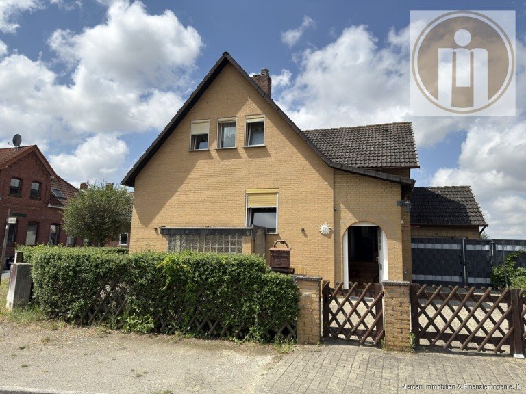 1. Au�enansich S�pplingen Einfamilienhaus Charmantes Einfamilienhaus mit gro�em Grundst�ck und Potenzial zur individuellen Gestaltung