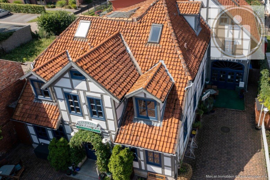 Dronenansicht 2 Hotels Hemmingen