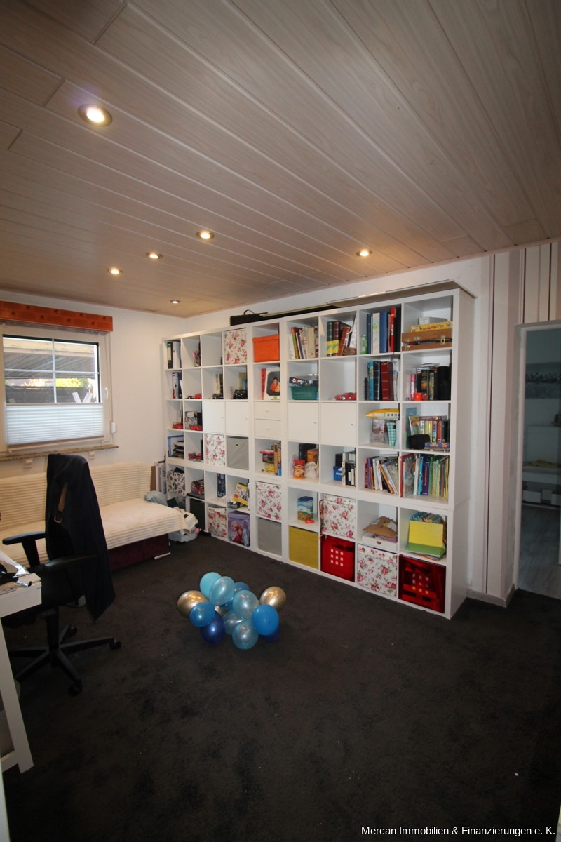 1.12 Schlafzimmer 2 Haus Barsinghausen / Eckerde