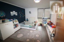 6. Schlafzimmer (2) 3-Zimmer-Wohnung mit Terrasse, Garten und Carport in Hameln OT Klein Berkel