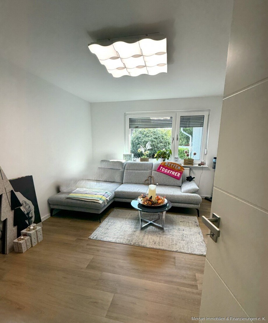 10.G�stezimmer EG Einfamilienhaus Celle / Wietzenbruch